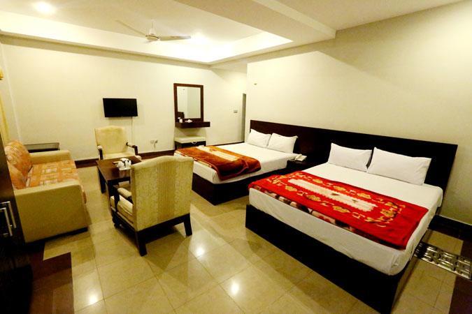 Hotel Multan Continental ภายนอก รูปภาพ
